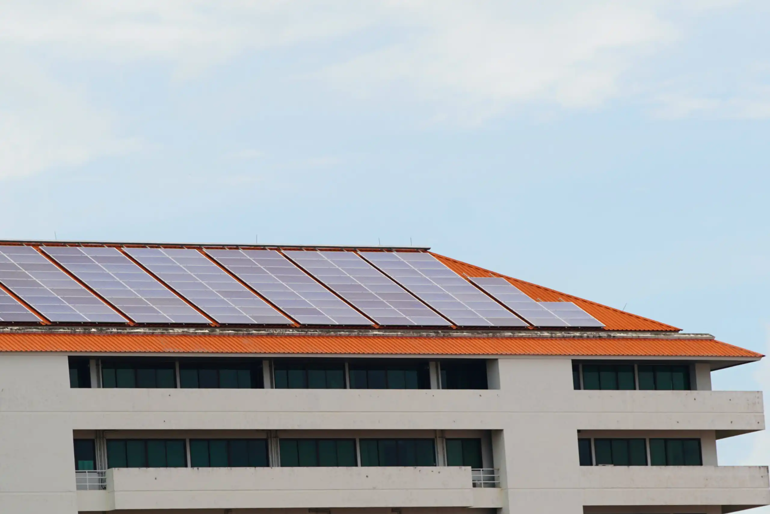 Read more about the article Top Benefits of Installing Solar Panels for Homeowners​