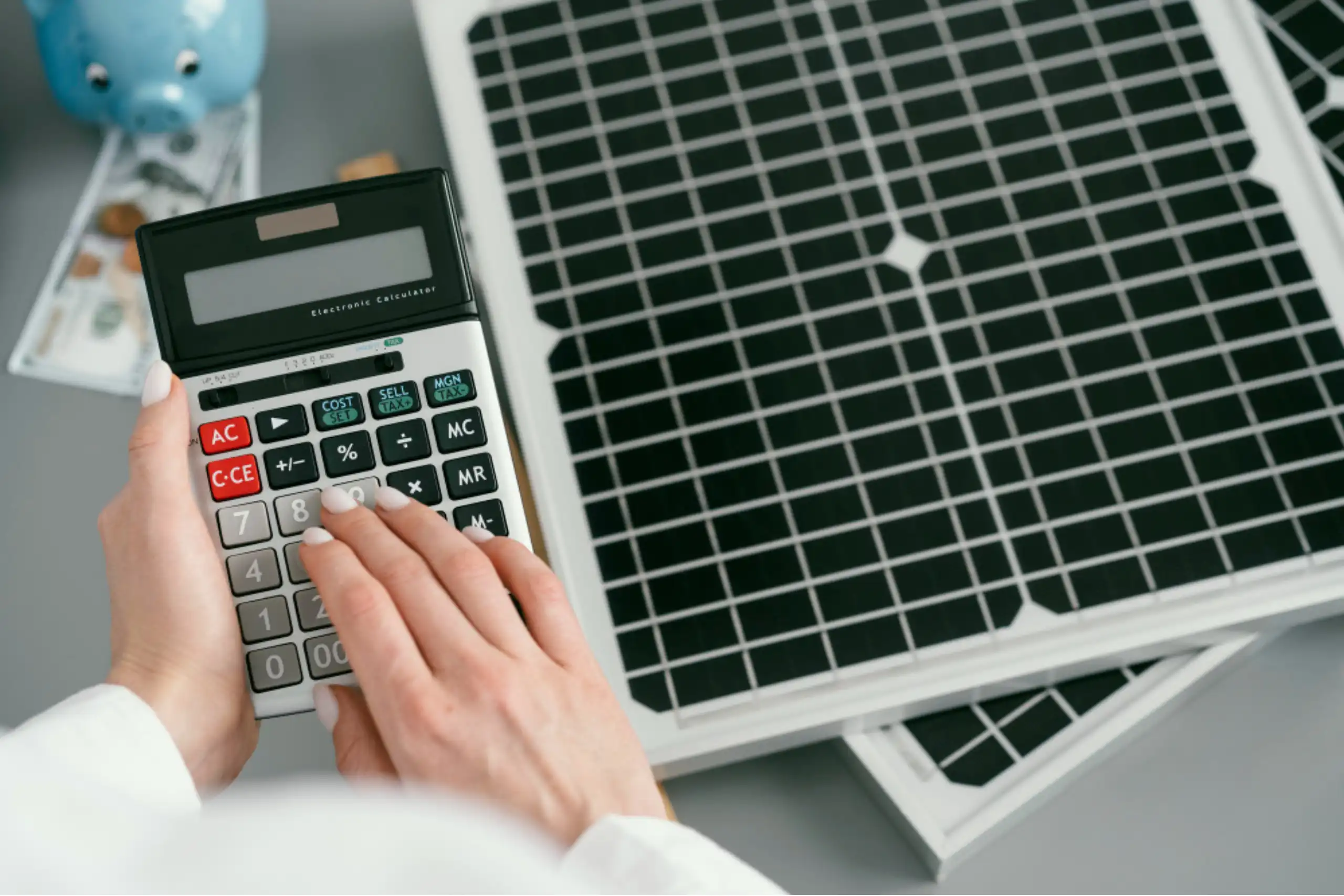 Read more about the article How to Calculate the ROI of Your Rooftop  Solar Installation